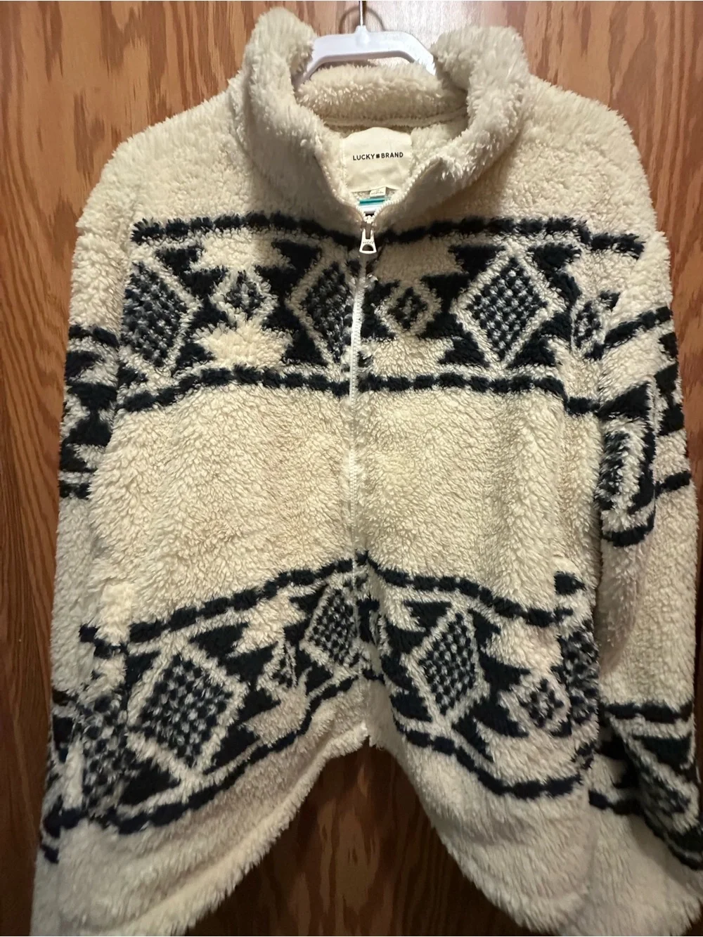 NWT Lucky Brand Cream and Black Aztec Sherpa Zip Jacket - Picture 2 of 12